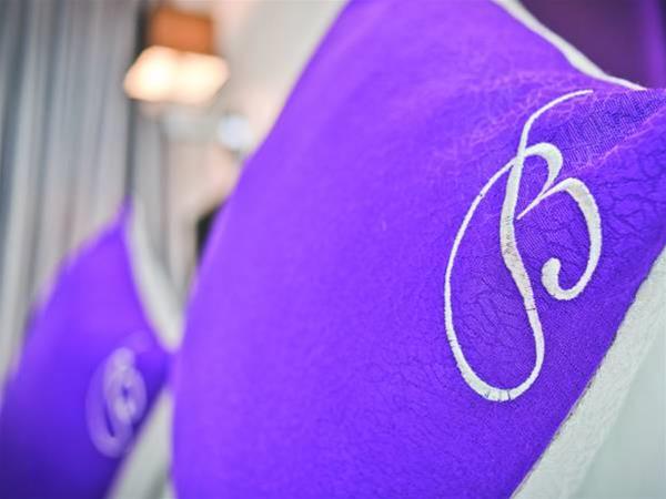 The Bauhinia Hotel - Tsim Sha Tsui 18/27