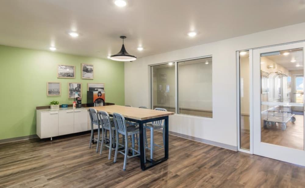 WoodSpring Suites Bluffdale Salt Lake City 23/36