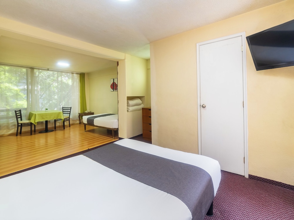 Capital O Hotel Suites Marne, Mexico City 19/36