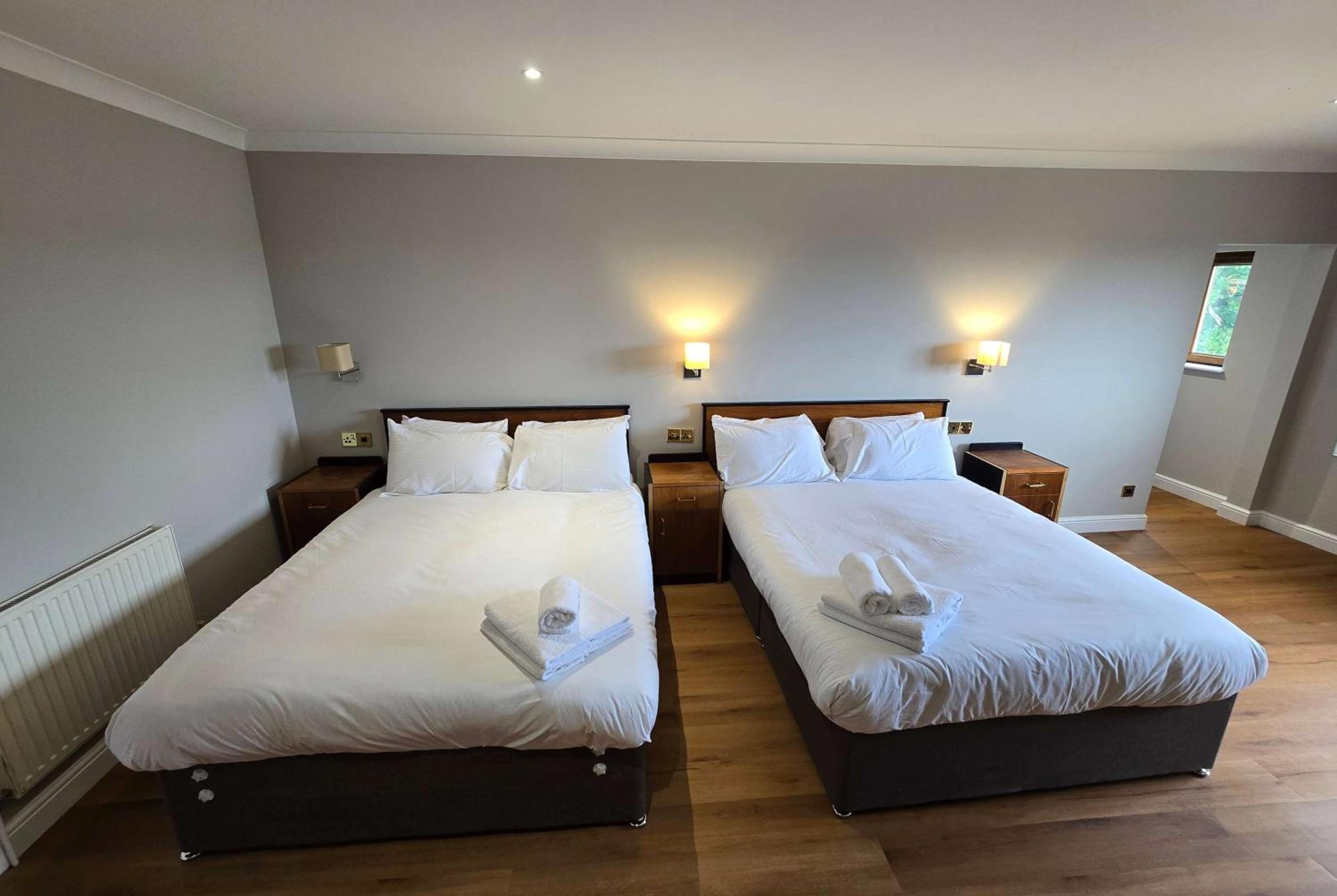STANDARD, TWIN BEDS