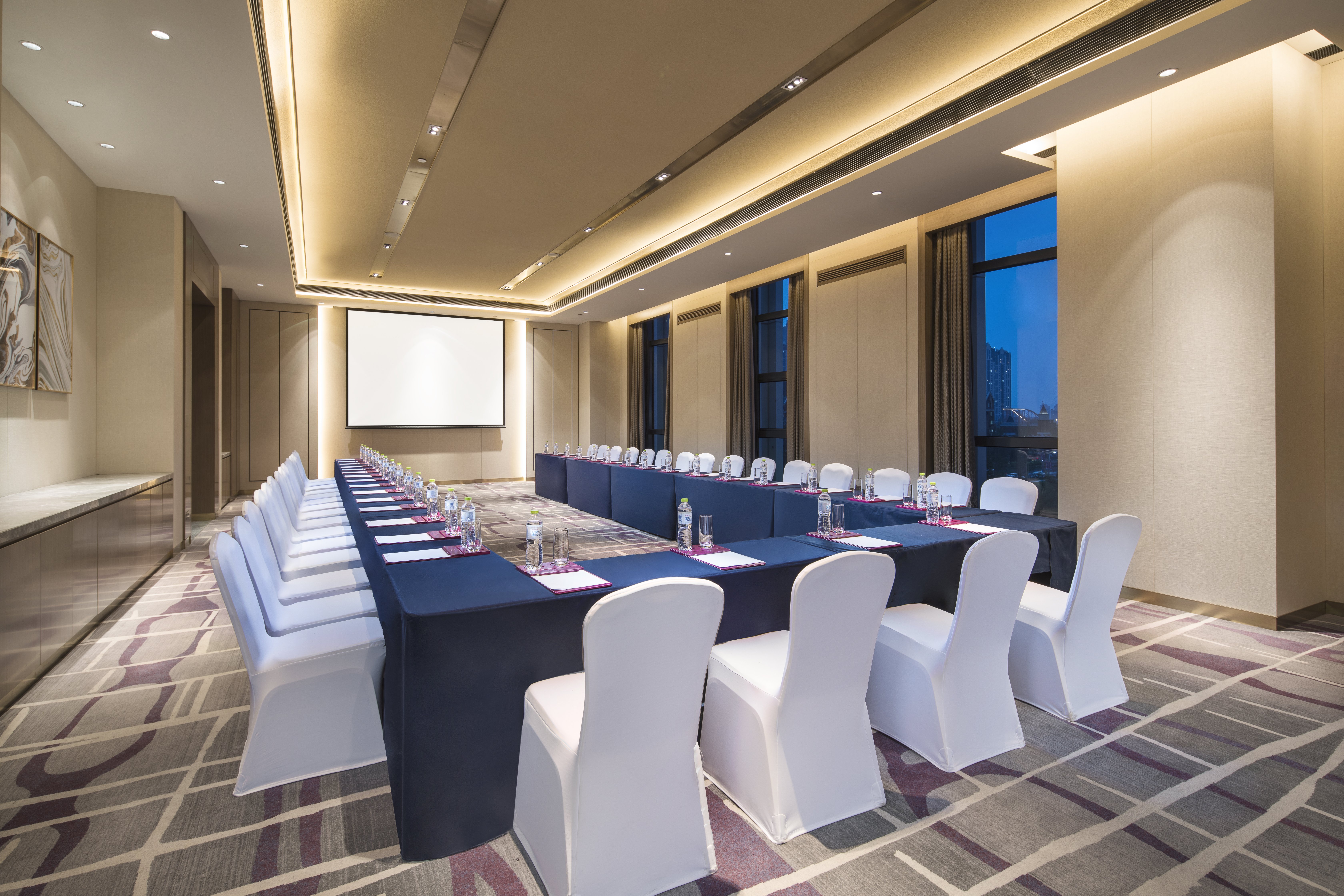 CROWNE PLAZA HARBIN SONGBEI 50/58