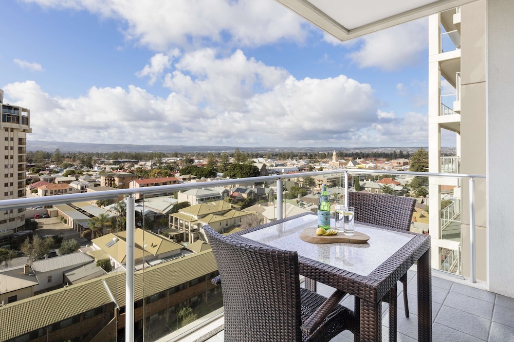 Oaks Glenelg Liberty Suites، أديليد 69/80