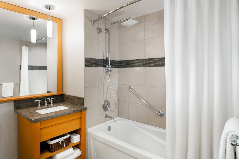 The Westin Monache Resort, Mammoth 9/37