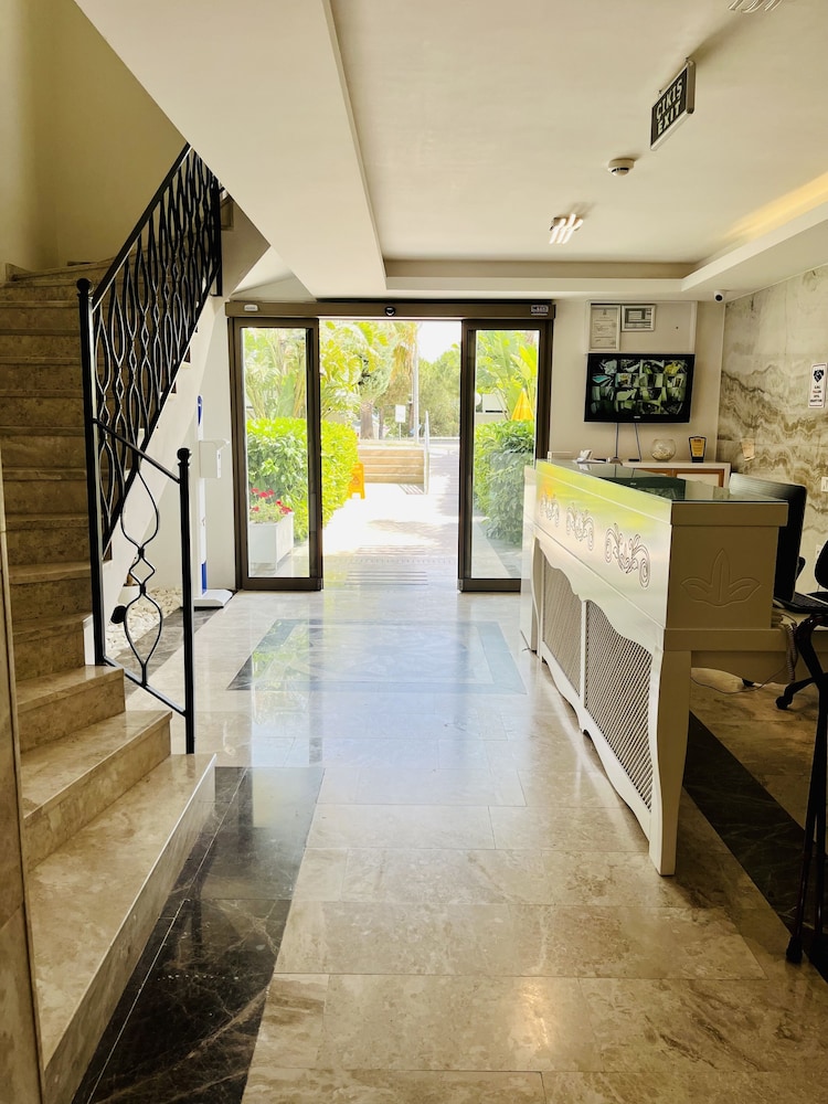 As Hotel Cesme 49/50