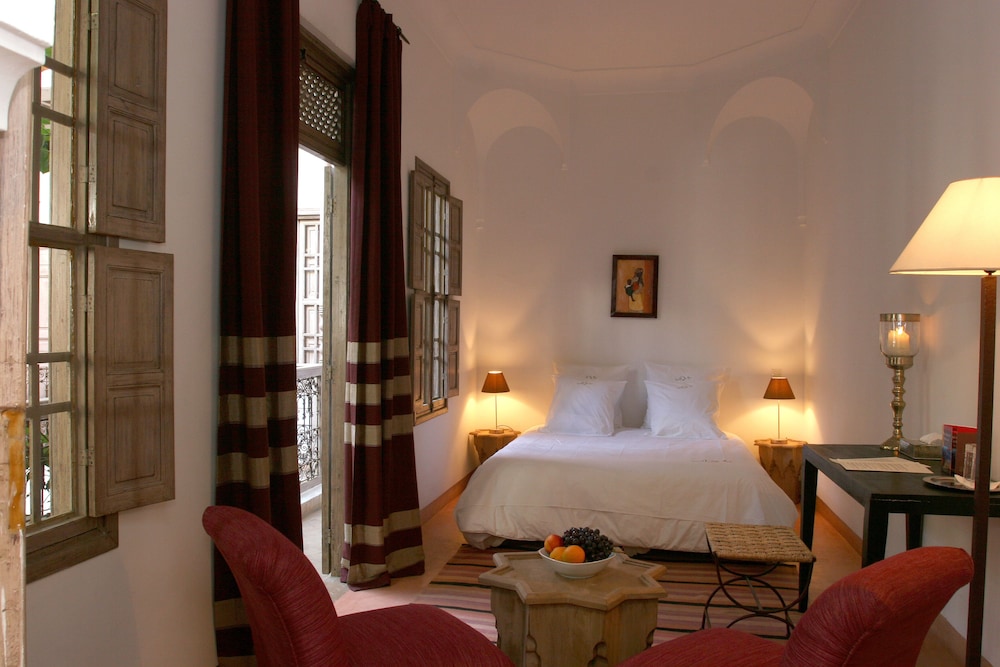 Riad Altair 18/50