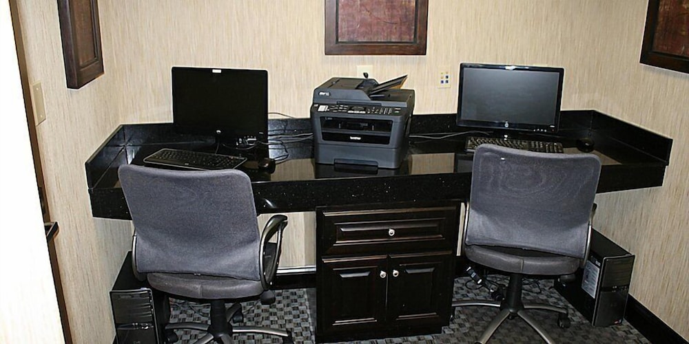 Holiday Inn Express Hotel & Suites Rockingham 49/59