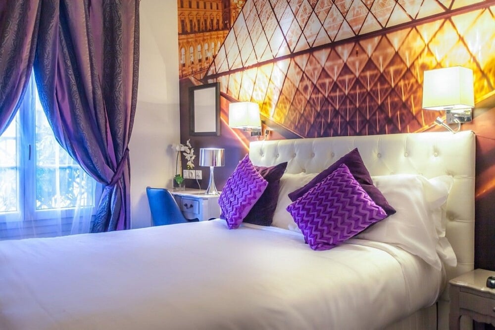 ROOM, TRIPLE, 3 BEDS