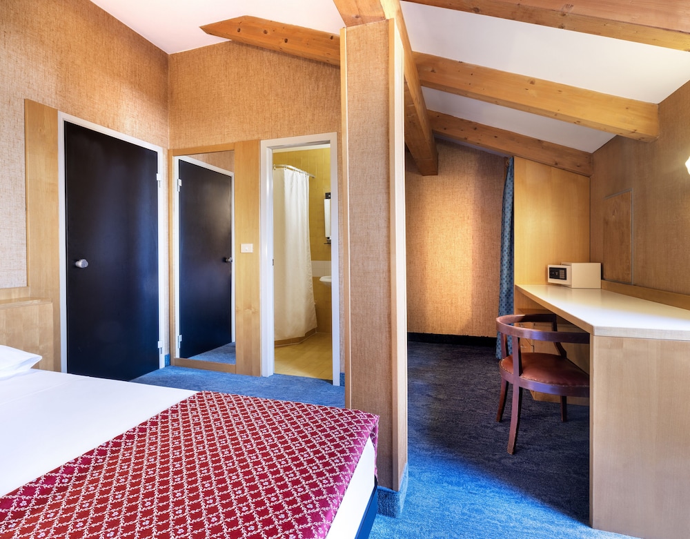 ECONOMY, DOUBLE BED