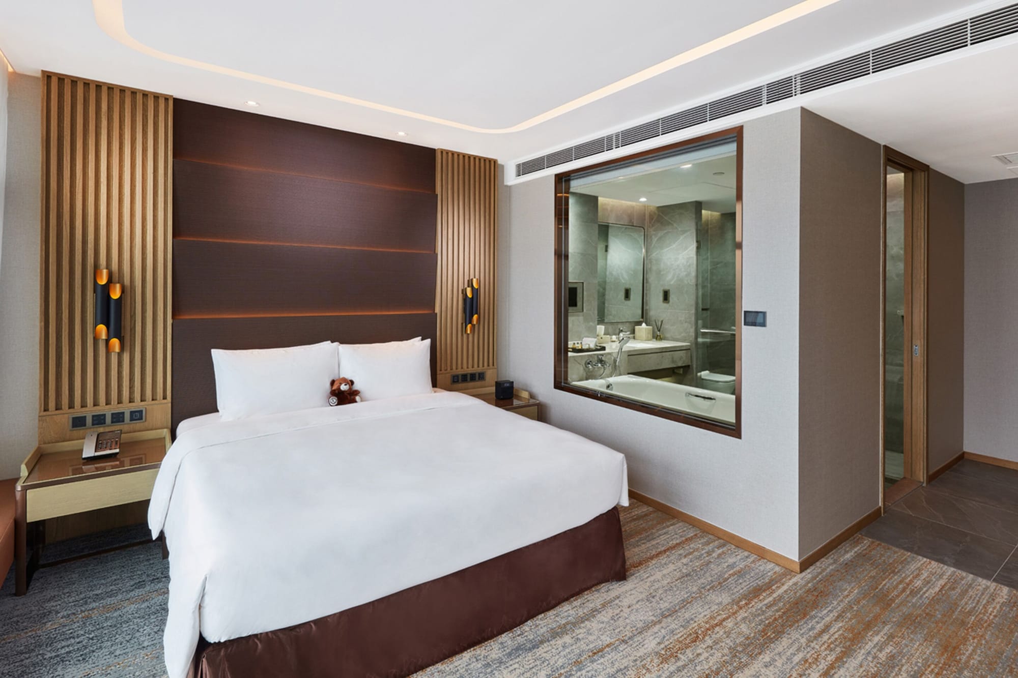 HARBOUR, LUXURY, KING BED