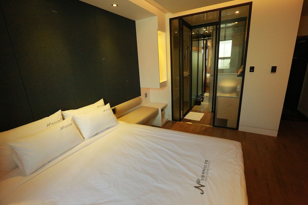 Noel Business Hotel 25/59
