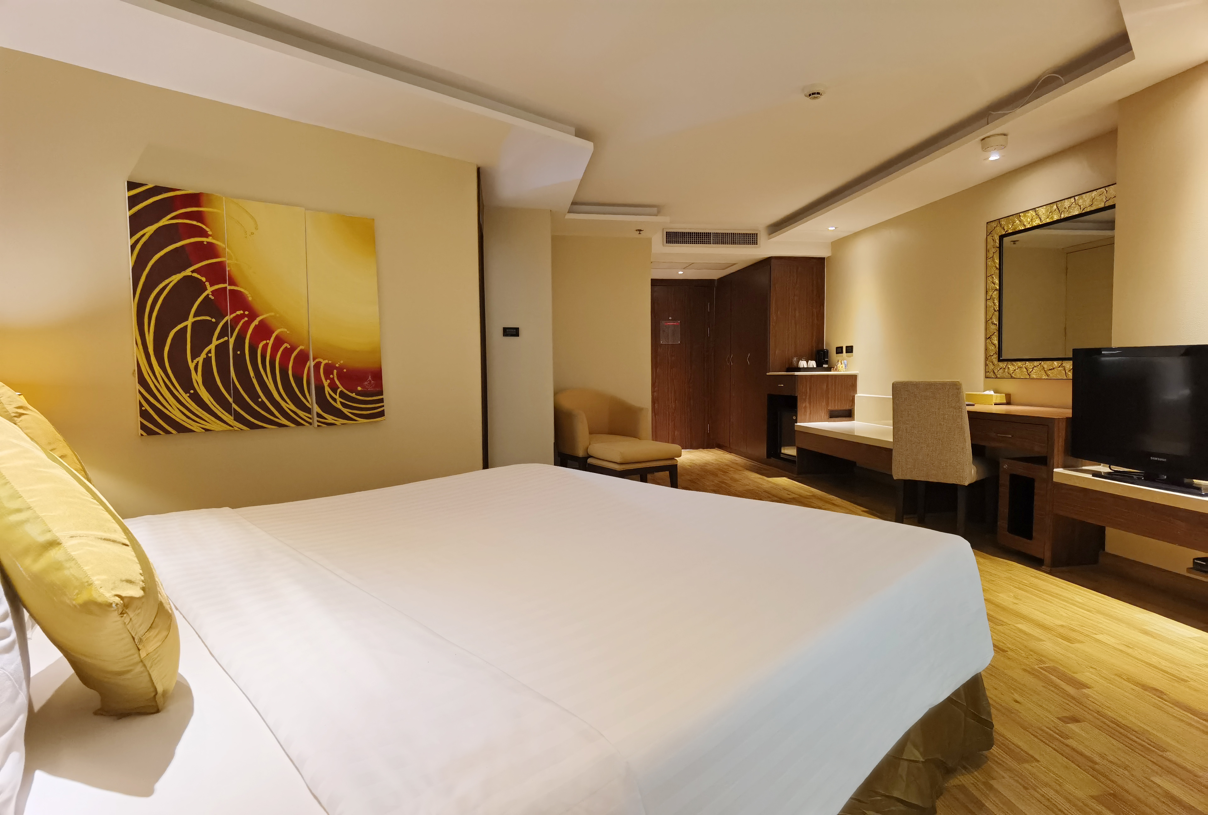 Deluxe, Double Bed