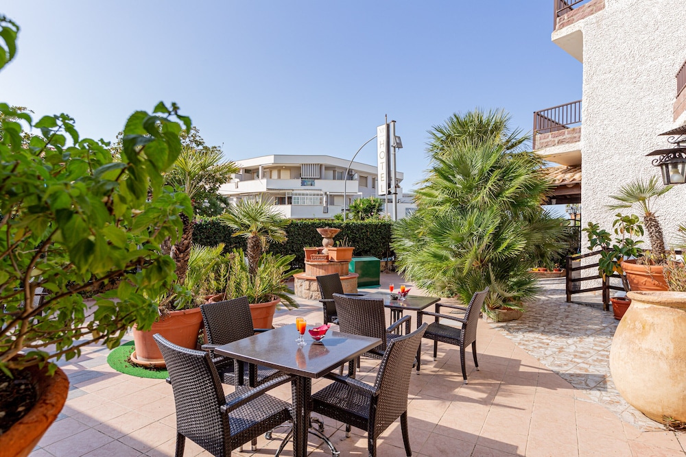 Hotel Villa Piras 32/49