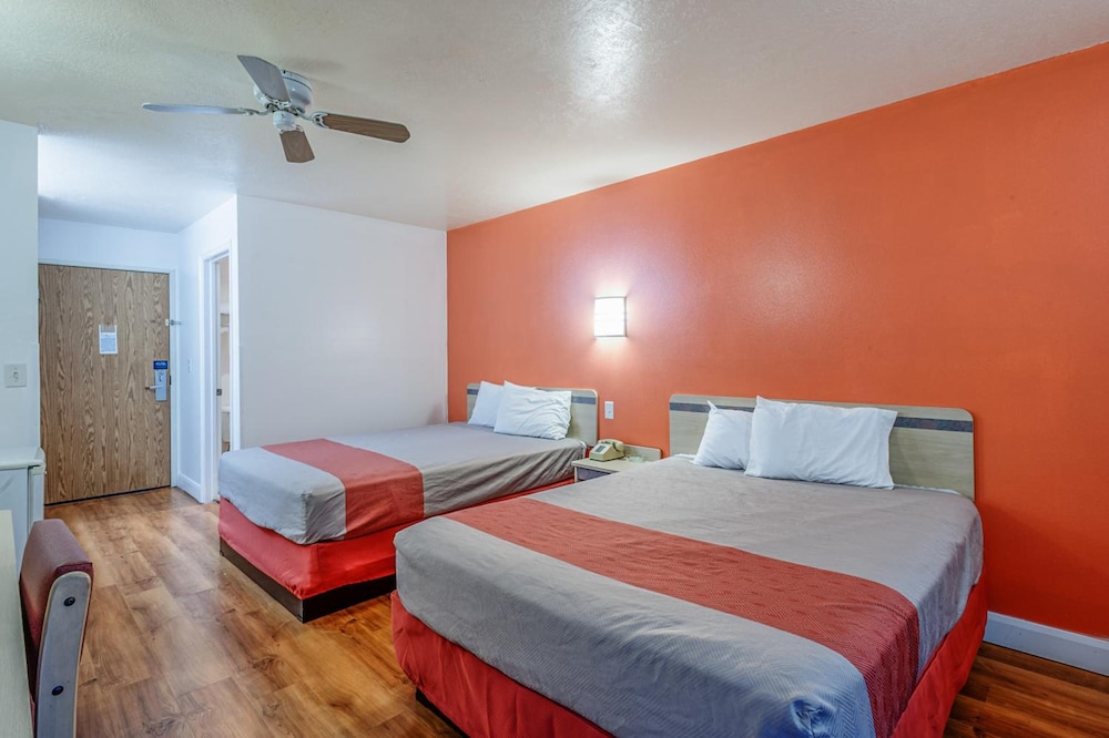Motel6 Beaver, UT 26/57