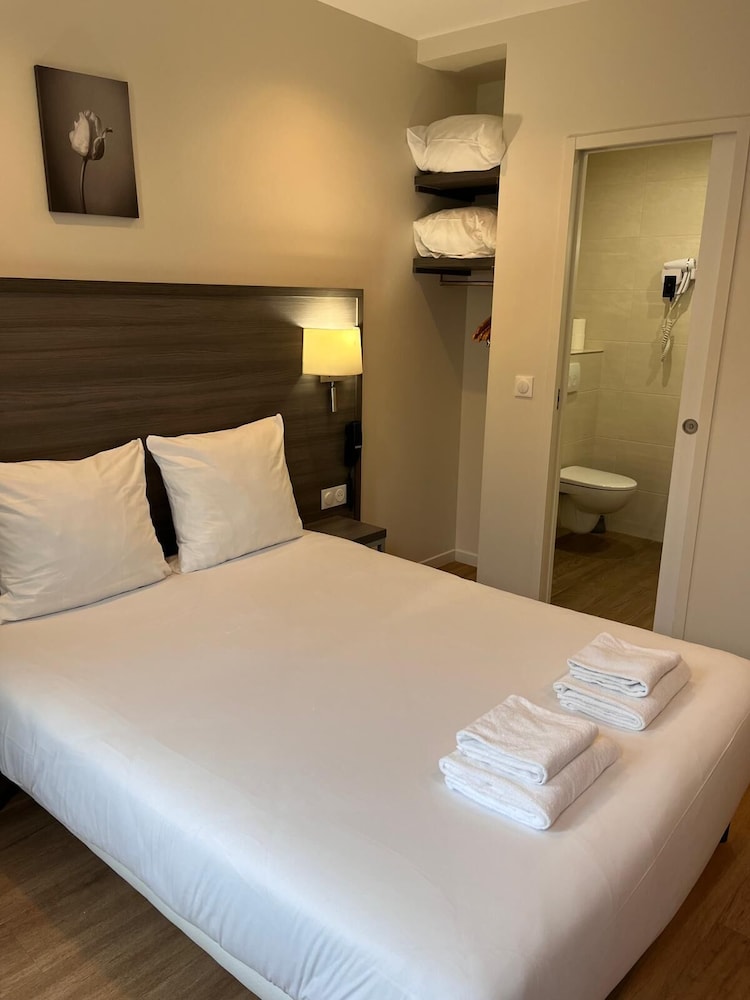 Hipotel Paris Voltaire Bastille 23/55