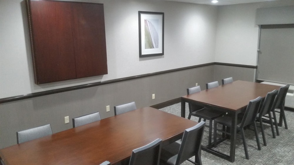 Best Western Suites Columbus 31/35
