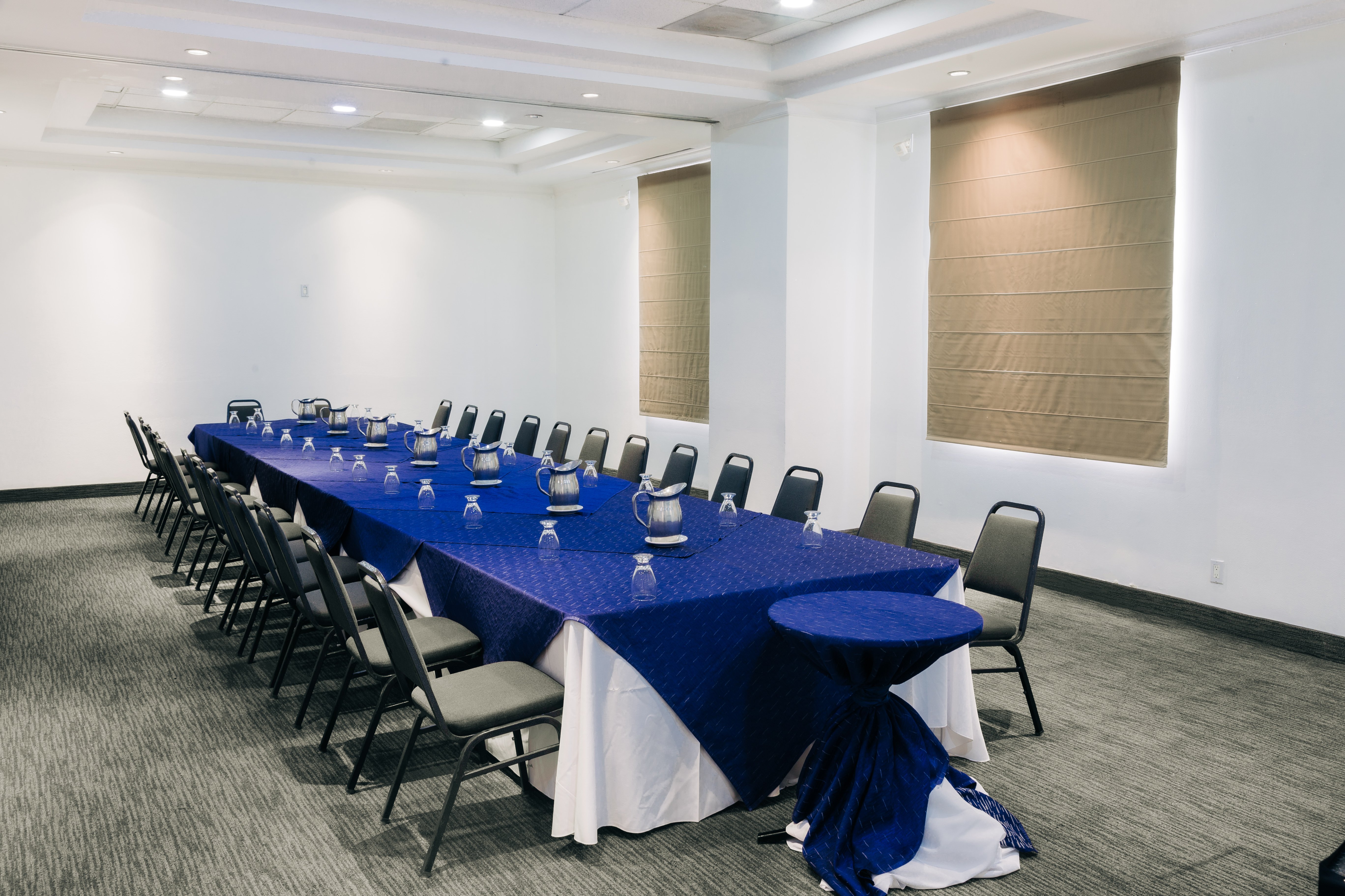 Holiday Inn San Salvador An Ihg Hotel 56/60