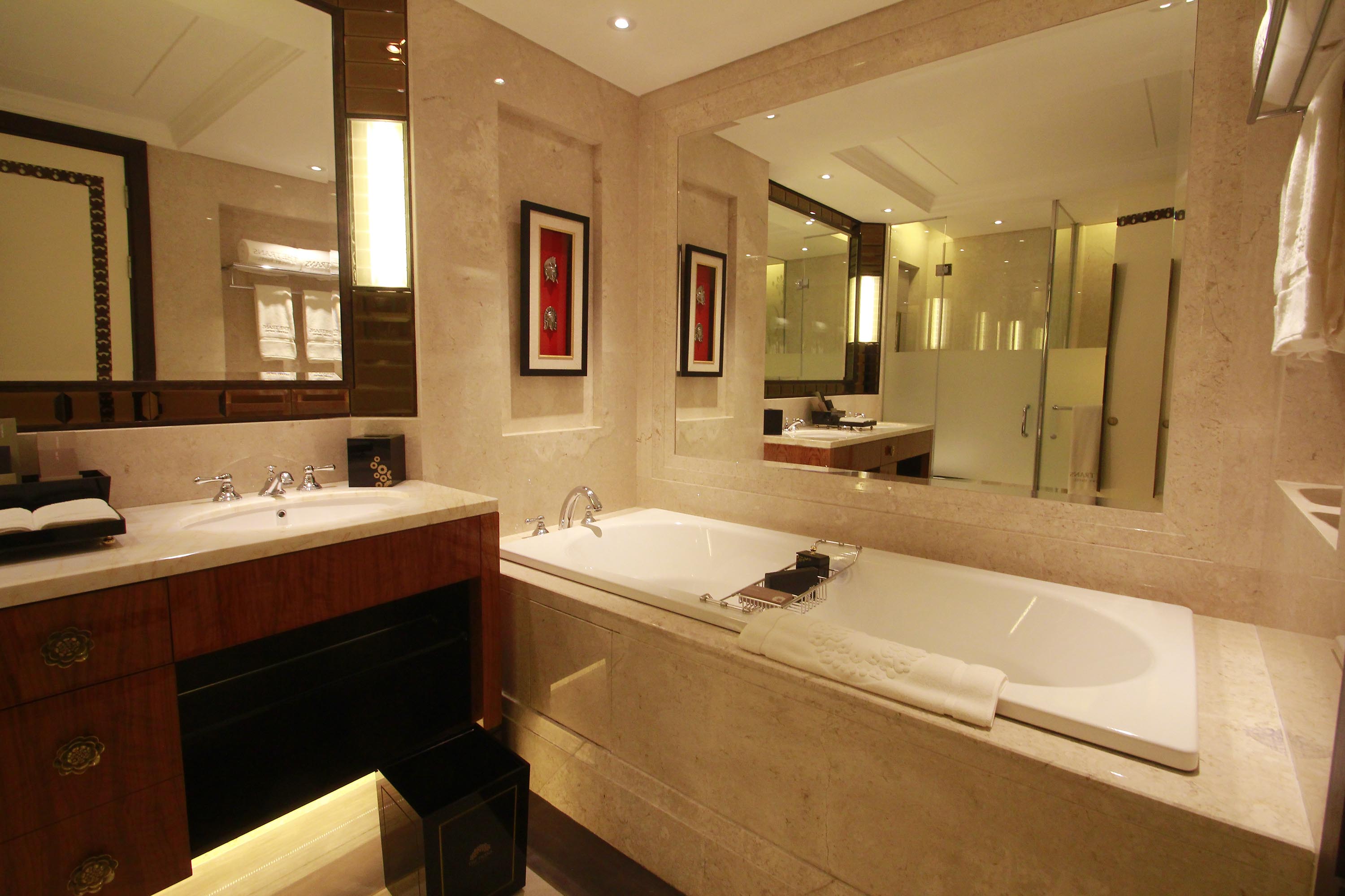 غرفة بريميير بسرير كينج بغرفة نوم واحدة، THE TRANS RESORT BALI 4/4