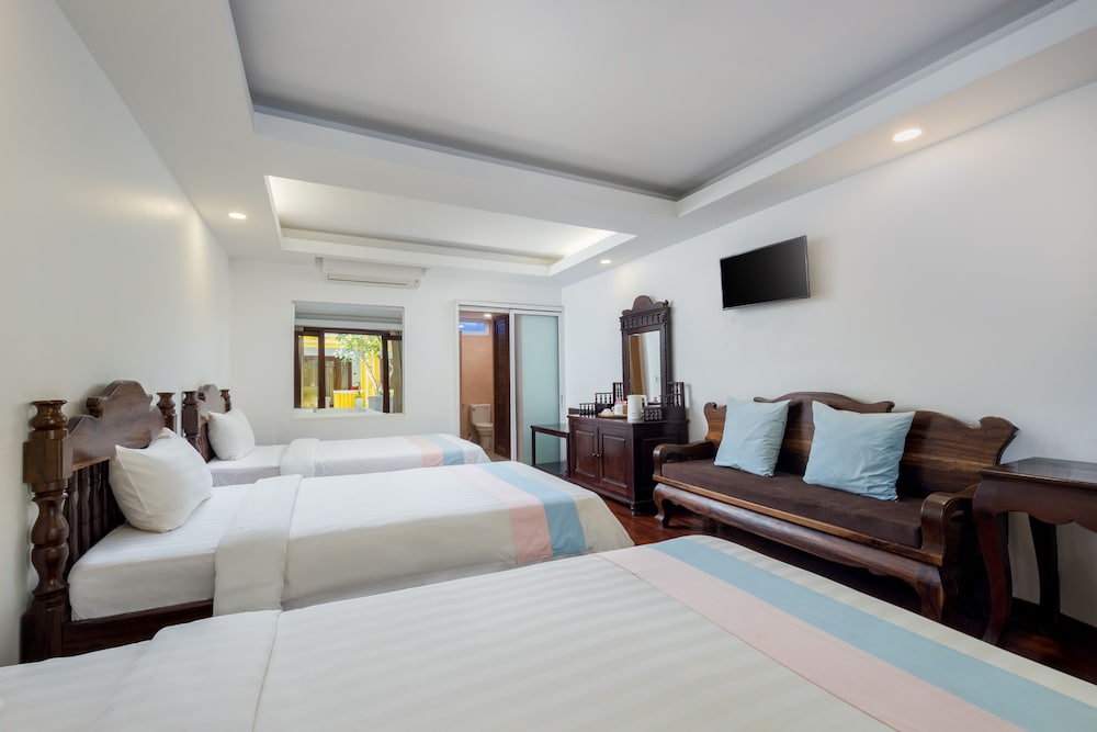Deluxe, Triple, 3 Beds