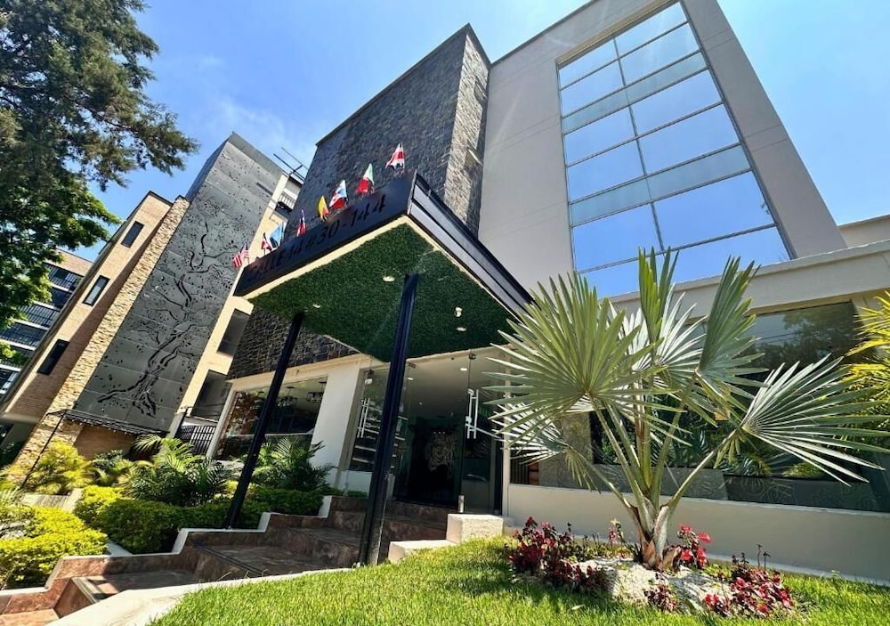 Hotel Greenview Medellin 4/42