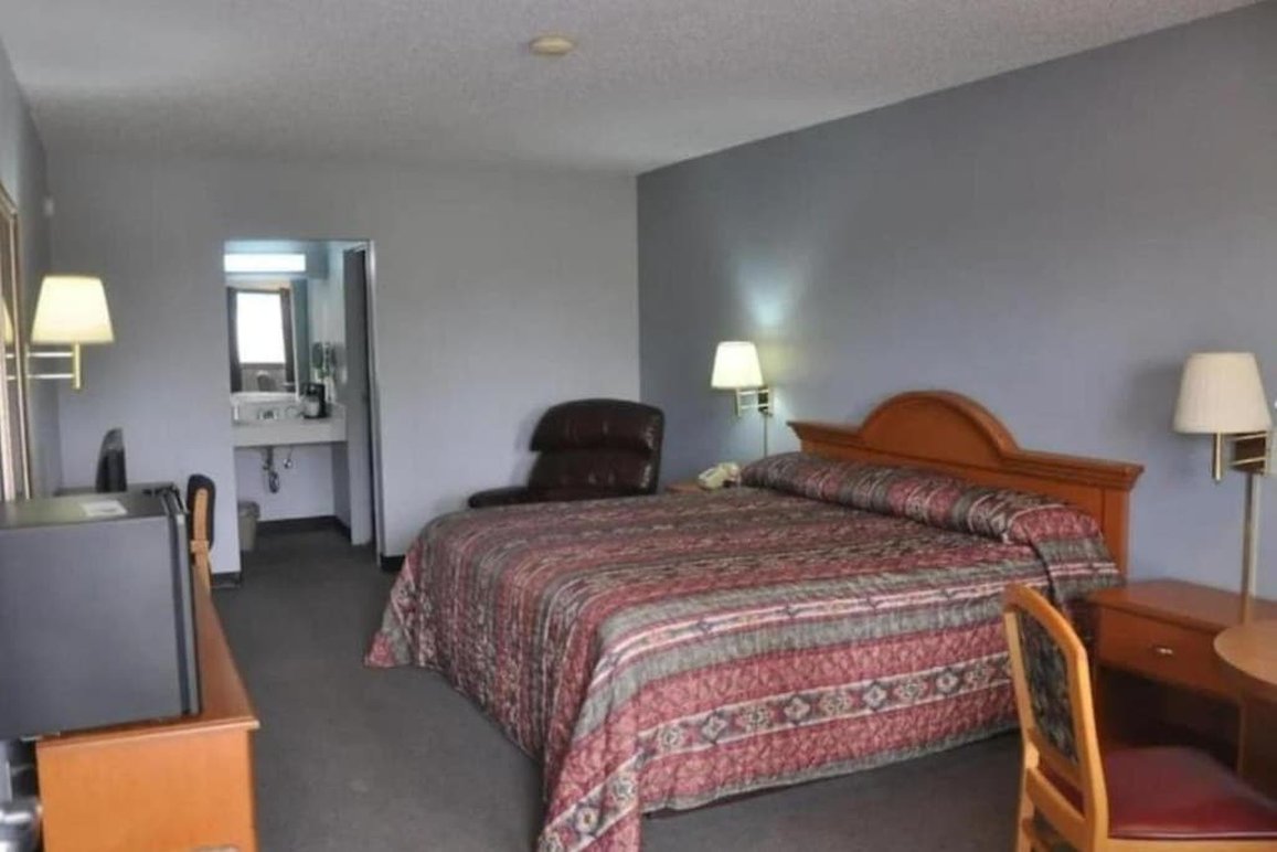 OYO Malden Airport Inn 16/39