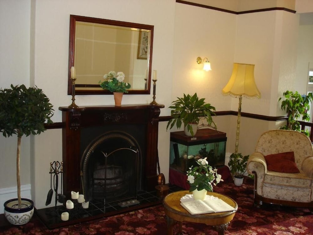 The Hollingworth 39/50