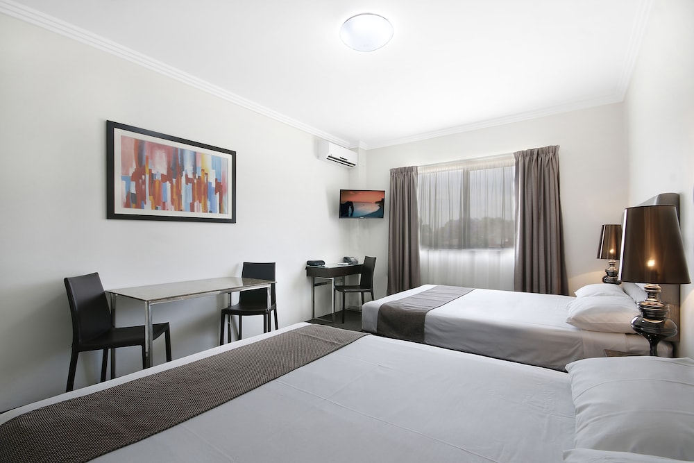 ValueSuites Penrith 22/60