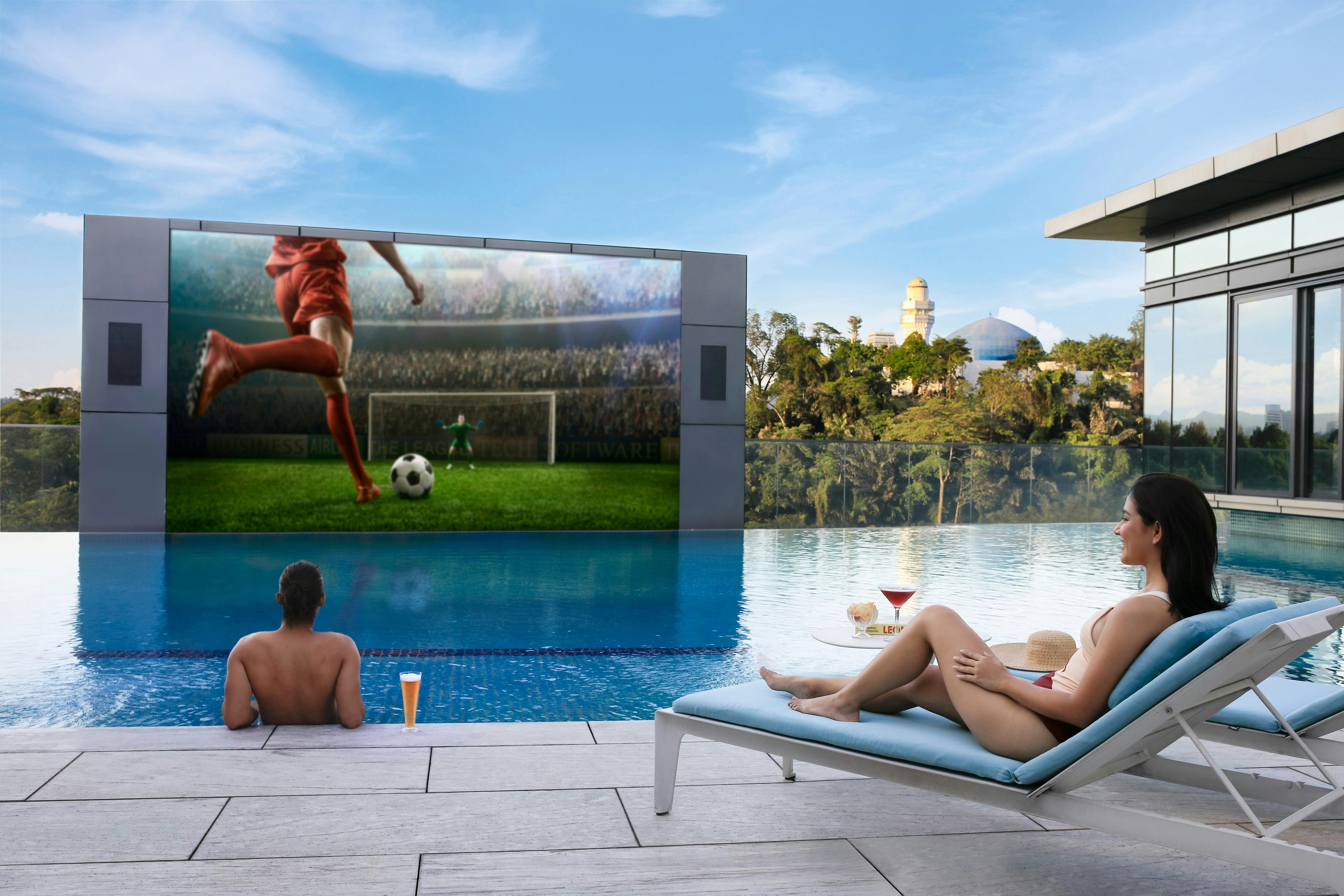 THE ST. REGIS KUALA LUMPUR 27/72