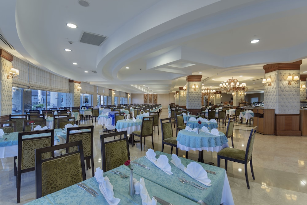 Alba Royal Hotel - Adults only 38/50