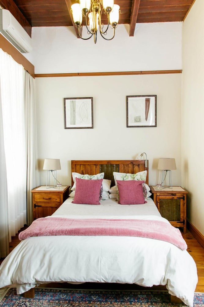 Oakdene Guest House 11/42