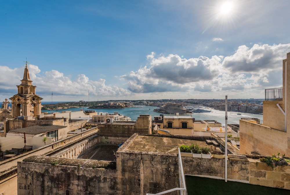 Valletta Lucente 44/53
