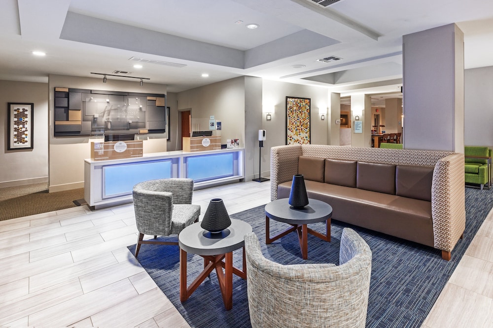 Holiday Inn Express Hotel & Suites Shreveport - West 46/68