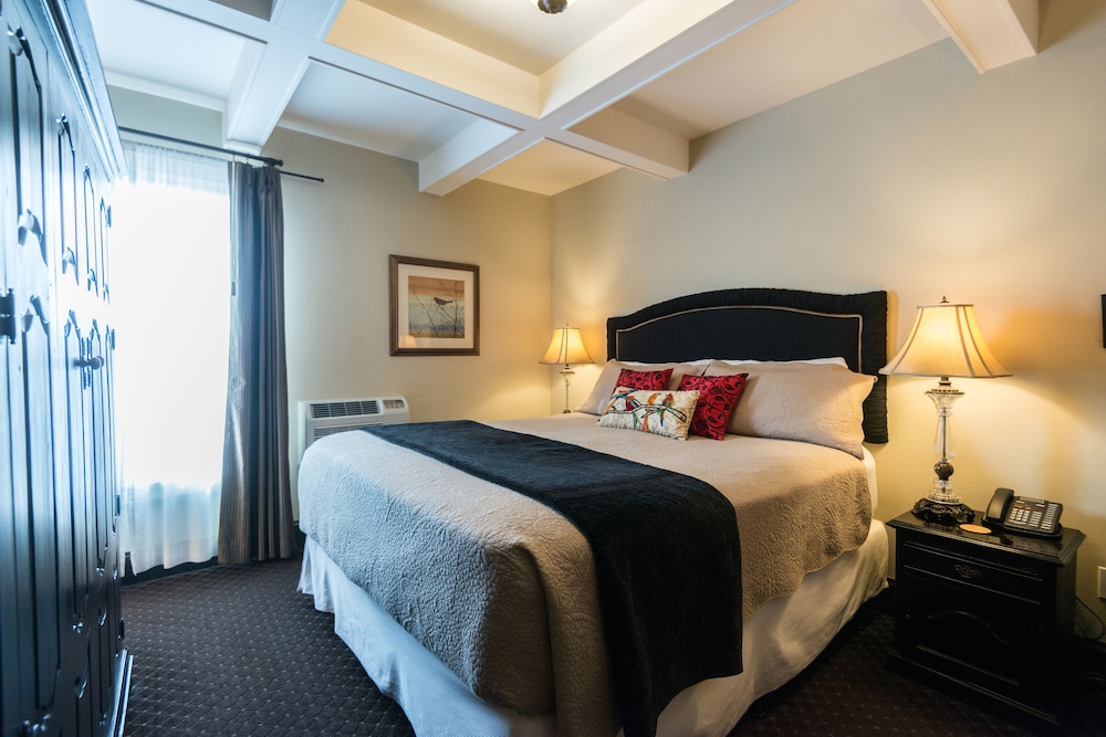 Laguna Suite, King Bed