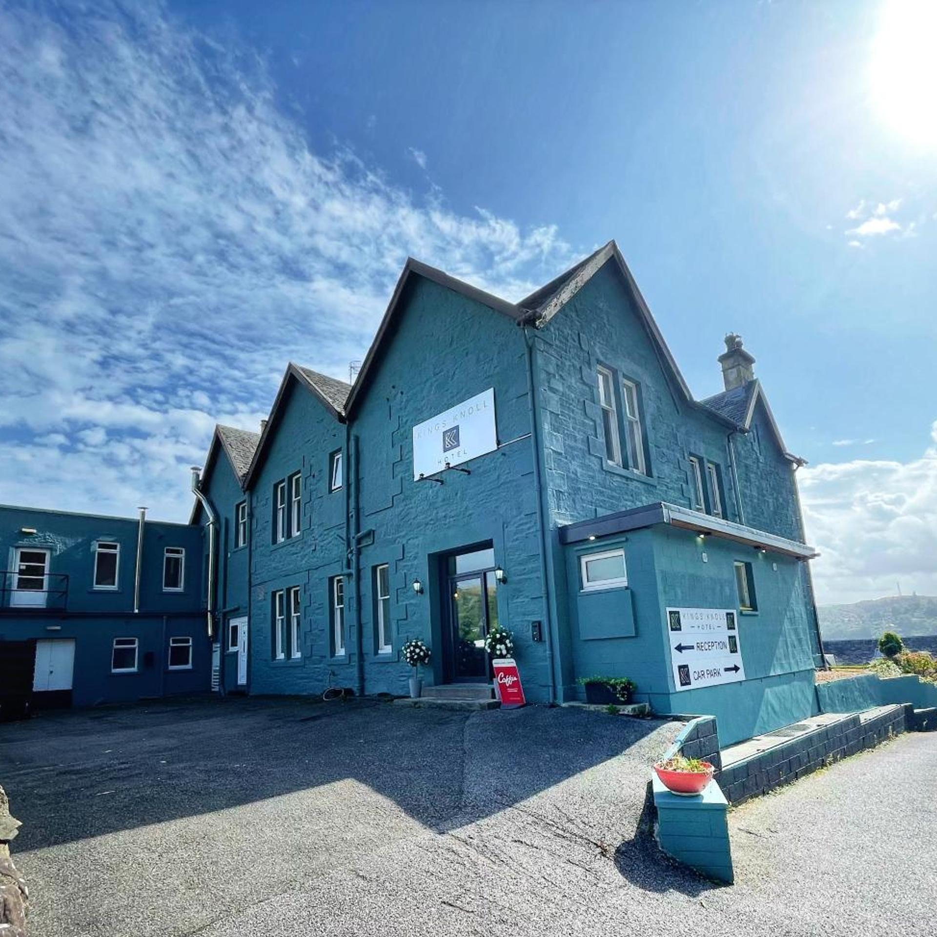 KINGS KNOLL HOTEL 42/53
