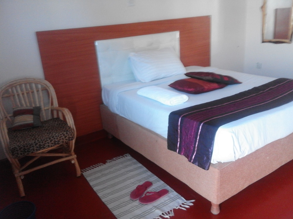 Sleepway Cottages 10/20