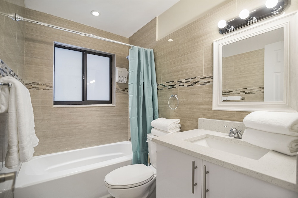 Alani Bay Deluxe Condos Fort Lauderdale 38/50