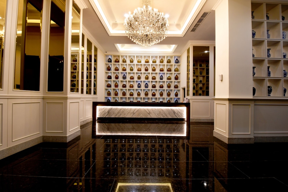 Mahkota Hotel Singkawang 5/20