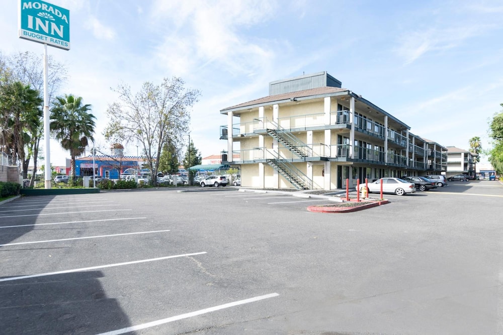 Morada Inn and Suites 45/55