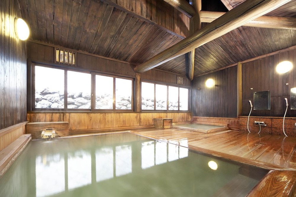 Ekinariya Ryokan 10/23