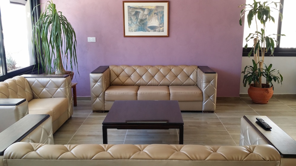 Agrino Hotel Apartments 24/46