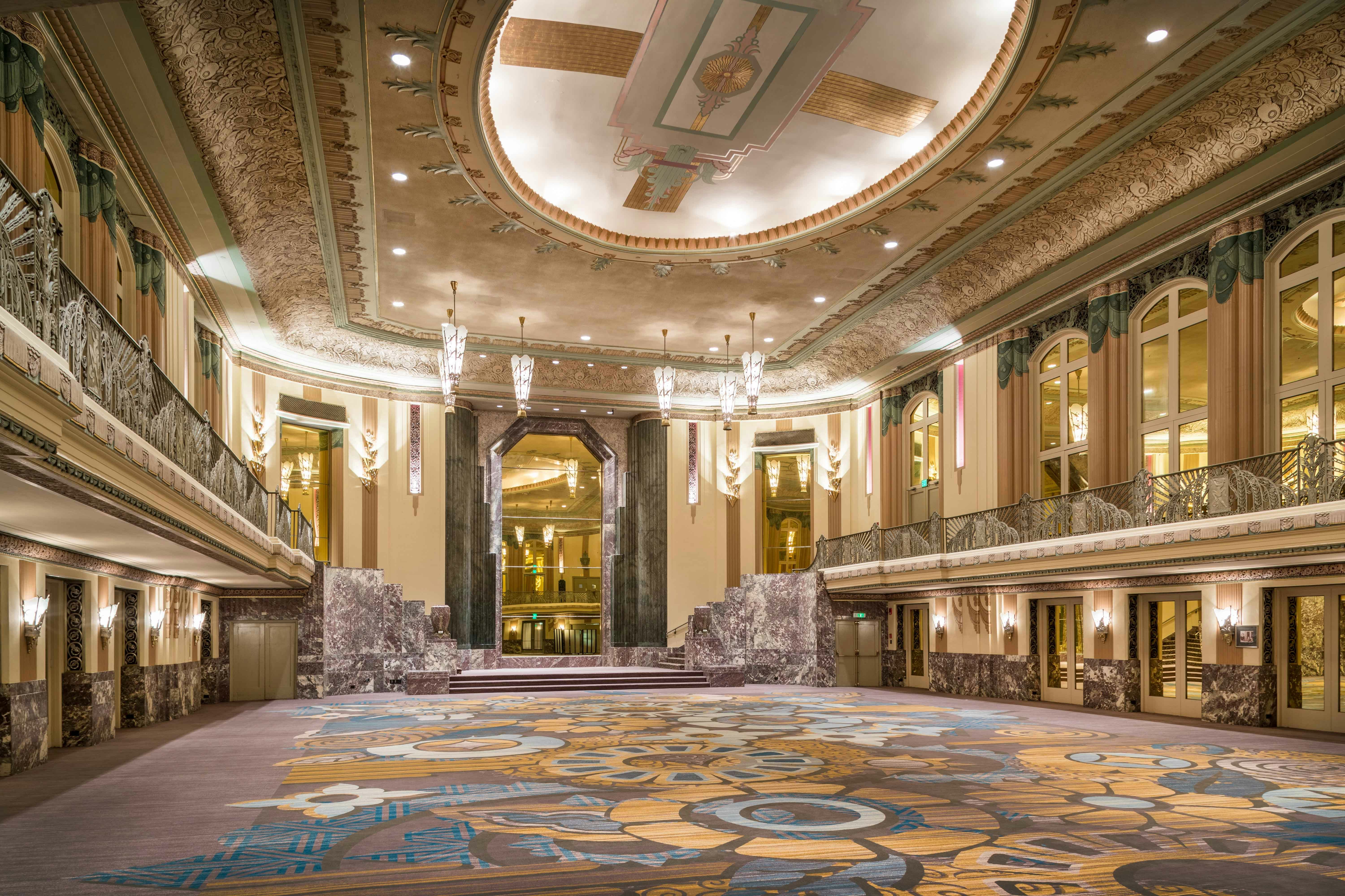 Hilton Cincinnati Netherland Plaza in CINCINNATI - OH
