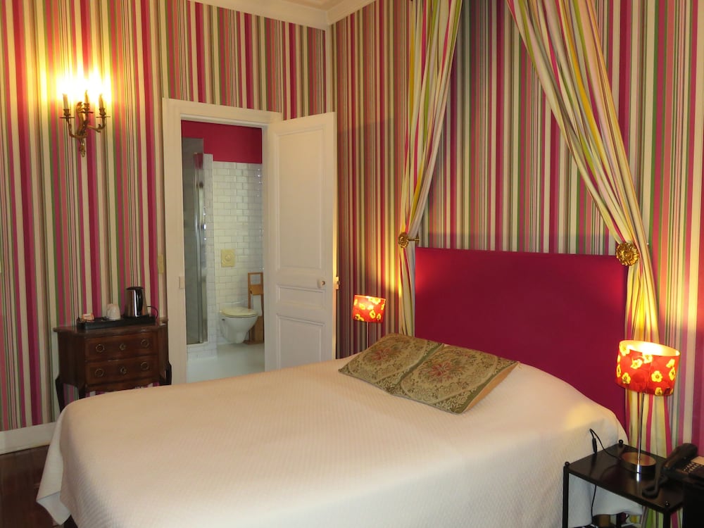 Hotel Windsor Home Paris 12/50
