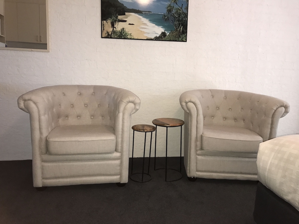 MOLLYMOOK PARADISE HAVEN MOTEL 24/39