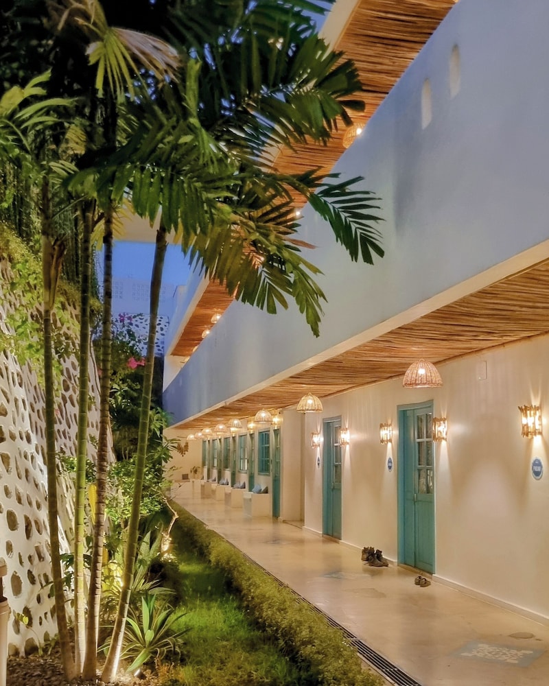Seaesta Komodo Hostel 41/50
