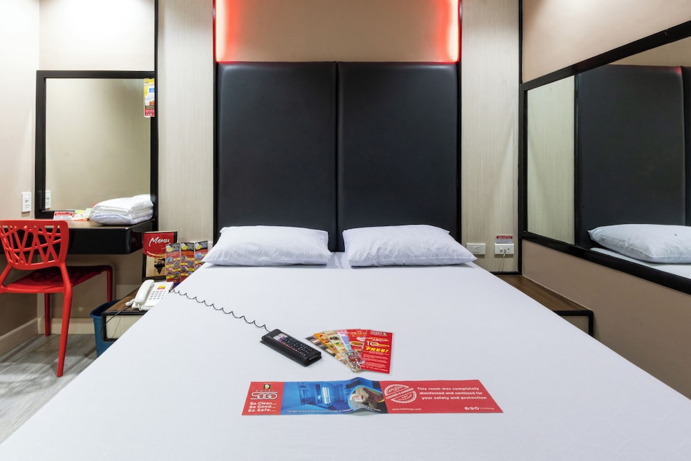Hotel Sogo Alabang Rotonda 13/27