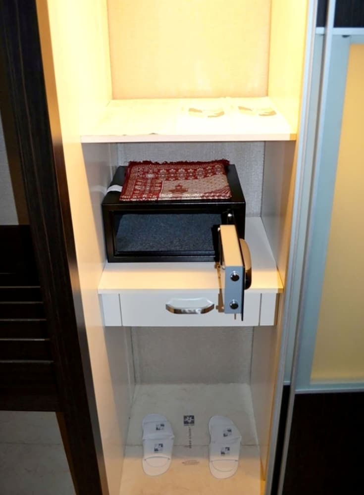 Swiss-Belhotel Kendari 40/70