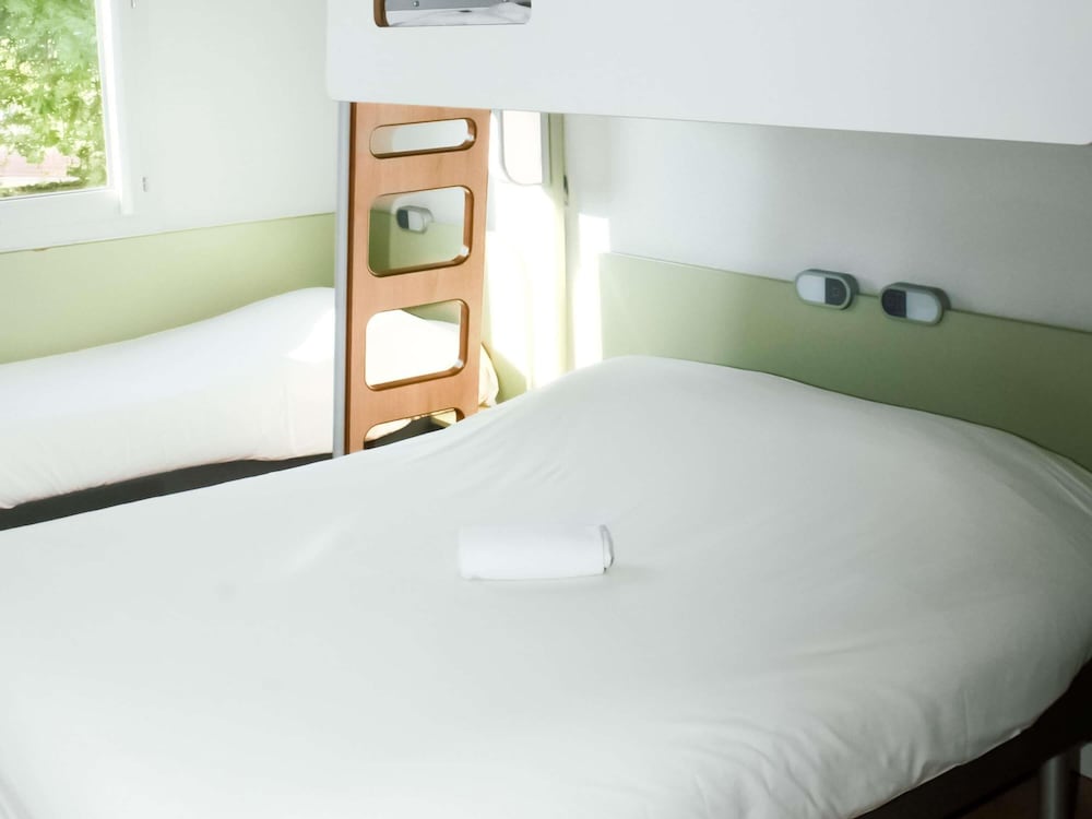 Ibis Budget Saint Omer Centre 27/55