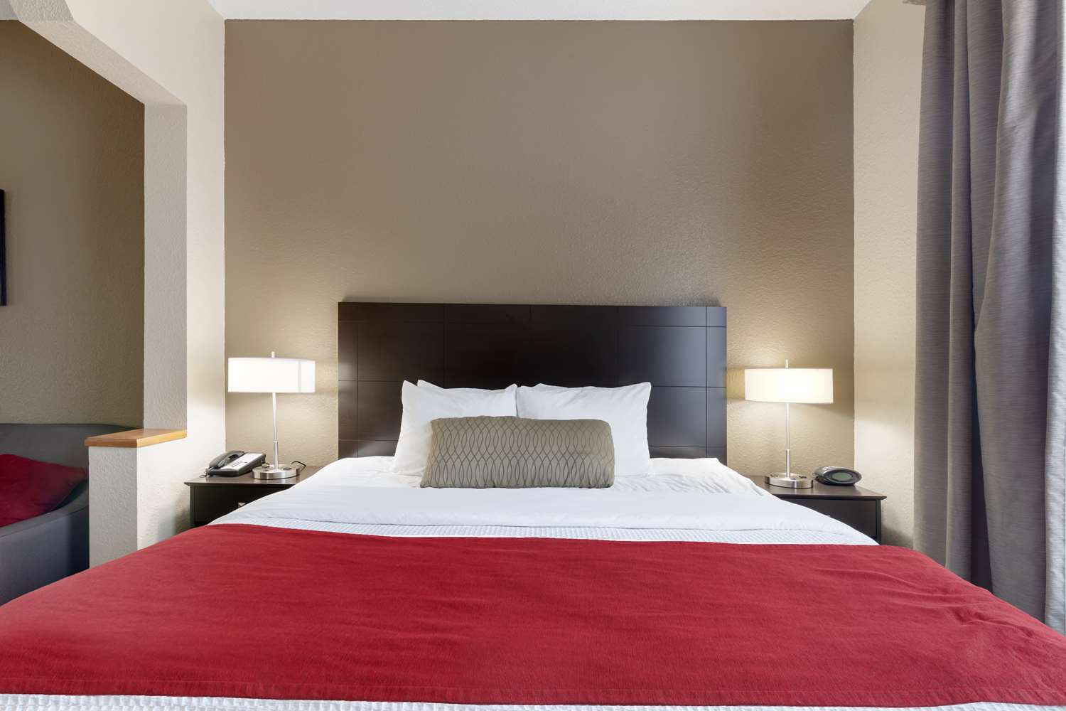 Mini, Suite, King Bed, Sofa
