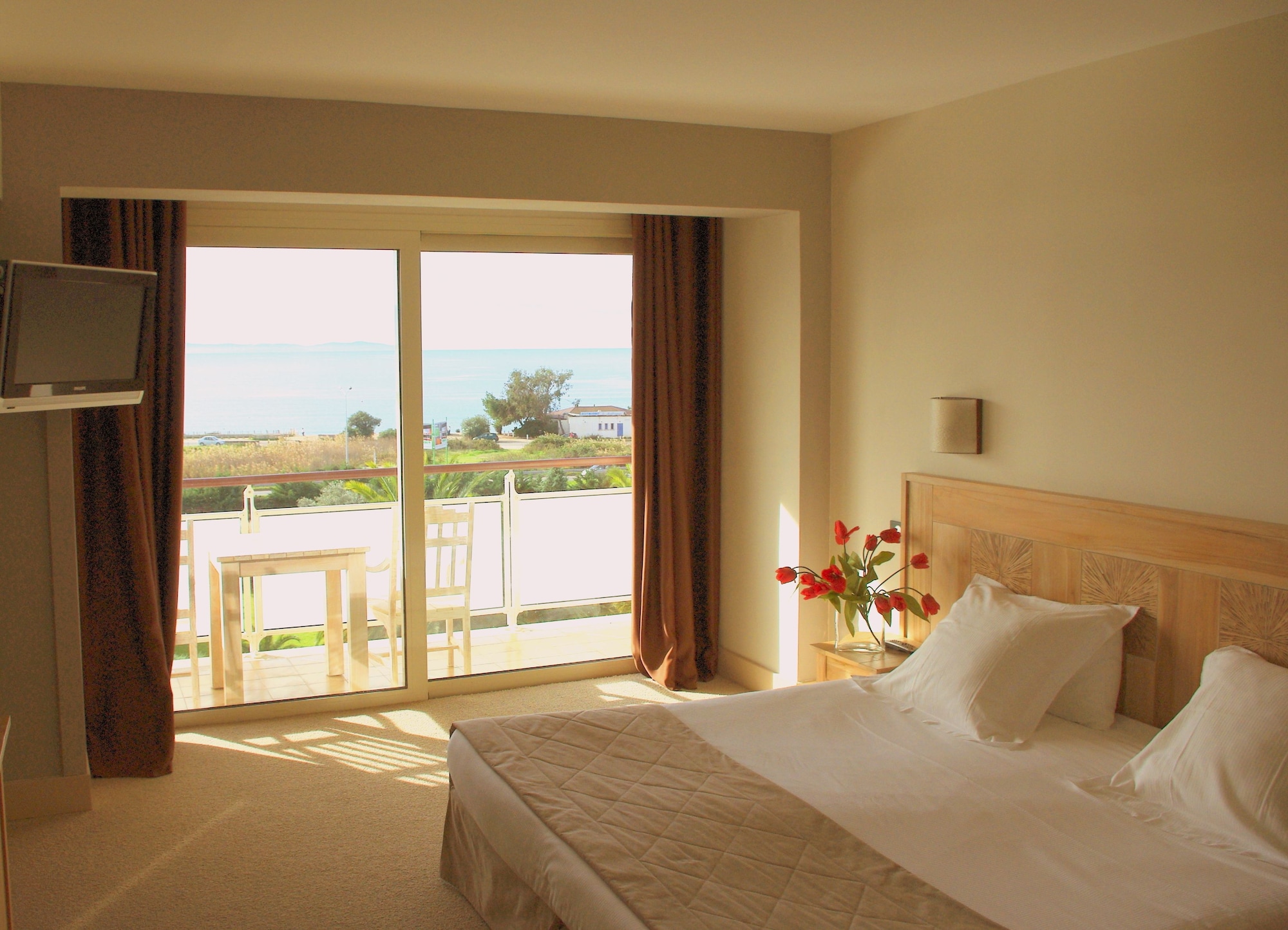 ROOM, TRIPLE, SEA VIEW