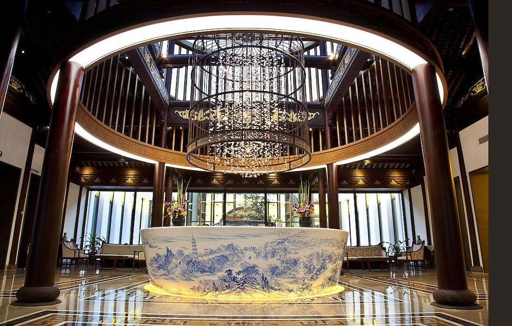 Wuzhen Waterside Resort 1/26