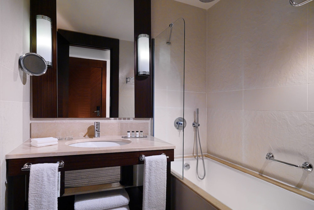 SHERATON BATUMI HOTEL 15/63